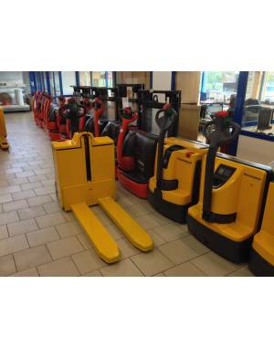 Tire palette électrique et gerbeur Double levée